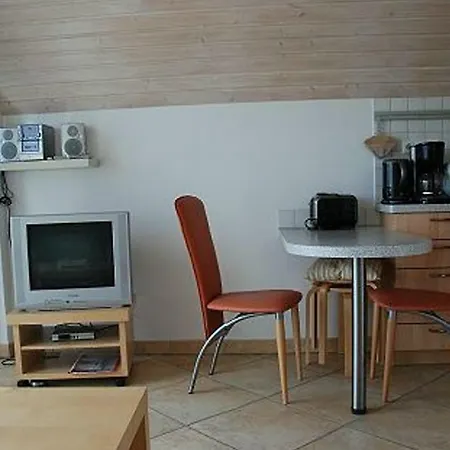 Holiday home Seetraum 10 Mit Ruderboot Am Schweriner - Abc212 By Abcwismar Bad Kleinen